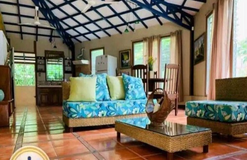 Santa Barbara House | Vive La Experiencia de tus Vacaciones en Guanacaste