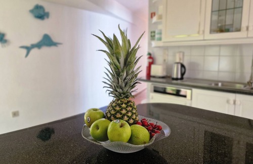 Garajau House | Vivenda da Esquina by LovelyStay