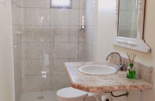 Guarda do Embau House | Vivenda Girassol - Guarda do Embaú - SC