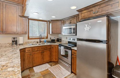 Snowbird House | Vivian Park Sundance Cabin