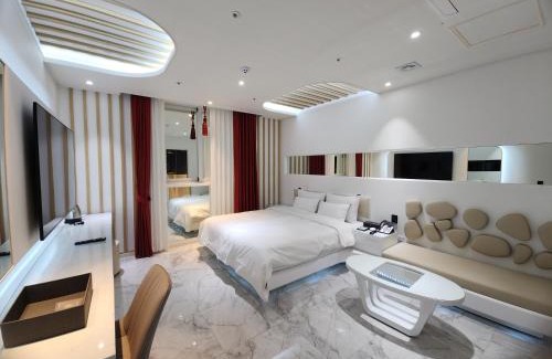 Muan Hotel | Vivid Hotel