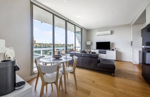 Glen Iris Apartment | Vivid on Malvern Road A Convenient Lifestyle Stay