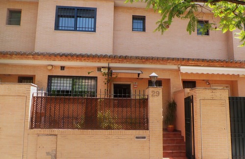 Valencia House | Vivienda Adosada Junto Palacio DE Congresos