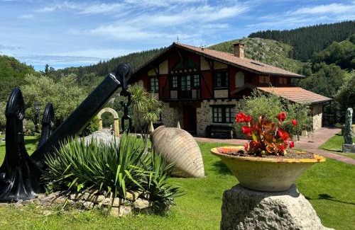 Dima Villa | Vivienda turistica jardín con encanto y piscina