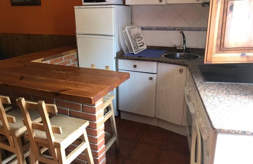 Dego House | Vivienda Vacacional La Casina del Tazón