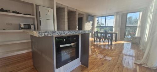 Villa Carlos Paz House | Vivisierras, Duplex a estrenar con pileta privada centro Villa Carlos Paz, 3 dormitorios, 2 baños, vista