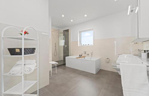 Kelsterbach Apartment | VIVO Loft Frankfurt Flughafen mit Parkplatz
