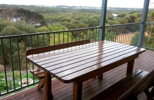 Newland House | Vivonne Bay Island Getaway
