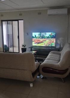 Francistown Apartment | VK Bed and breakfast