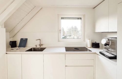 Kloten Apartment | VK - Zürich Airport - Luxury - Homestay