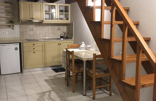 Vlicha House | Vlycha Beach Studios & Apartments