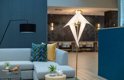 Downtown Chicago Hotel | voco Chicago Downtown - Riverwalk by IHG