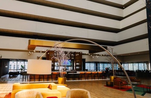 Downtown Chicago Hotel | voco Chicago Downtown - Riverwalk by IHG
