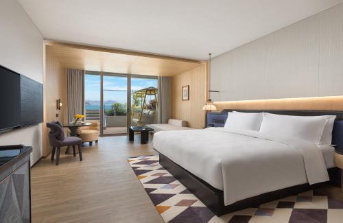 Sanya Hotel | voco Sanya Dadonghai by IHG