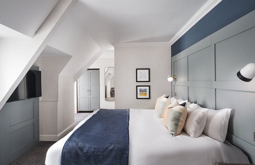 Solihull Hotel | voco St. John's Solihull by IHG