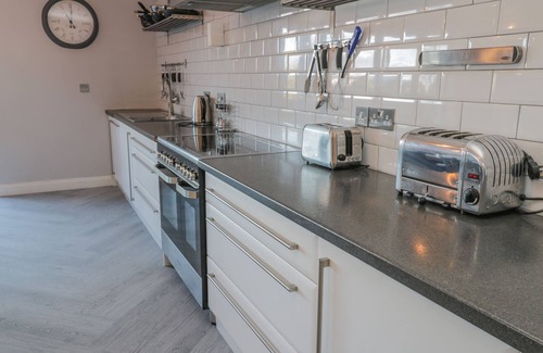 Whitby Cottage | Voebroch