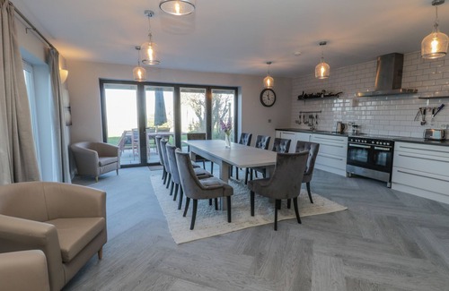 Whitby Cottage | Voebroch