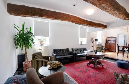Remersdaal House | Voeren Mansion with Garden