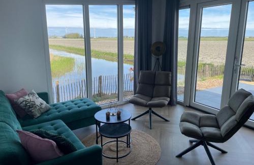 Burgerbrug House | Vogelvrij, vakantie woning met landelijk uitzicht en geheel omheinde tuin