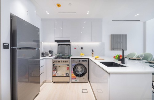 Jumeirah Village Circle Apartment | Vogue 7 mins Sky Dubai 3 mins Cirle Mall