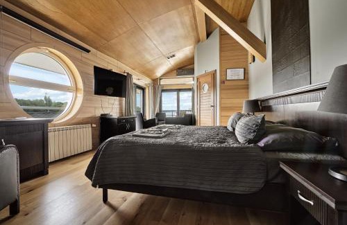 Ujlipotvaros Apartment | Vogue Boat Apartments