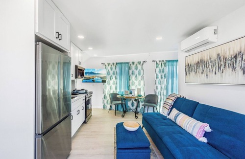 Hillcrest House | Vogue In Hillcrest