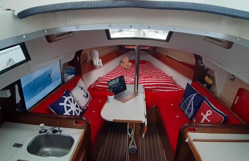 Hendaye Boat Rental | Voilier à quai 4 personnes - 2 mn à pieds grande plage