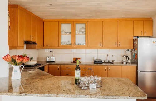 Swartland House | Voir la Mer - Grotto Bay