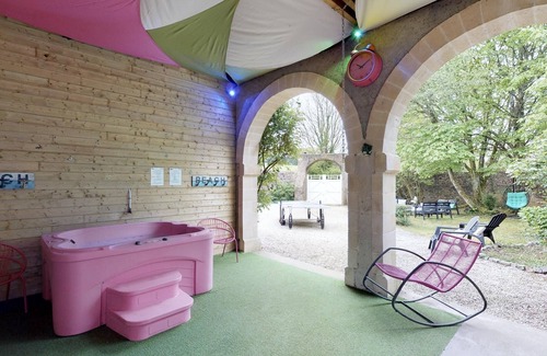 Cotentin Peninsula Cottage | Voisine 15 people : jacuzzi, billard baby, 15min sea
