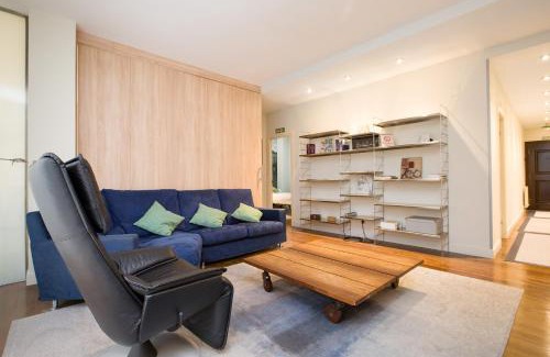 Castanos Apartment | Volantin Apartment