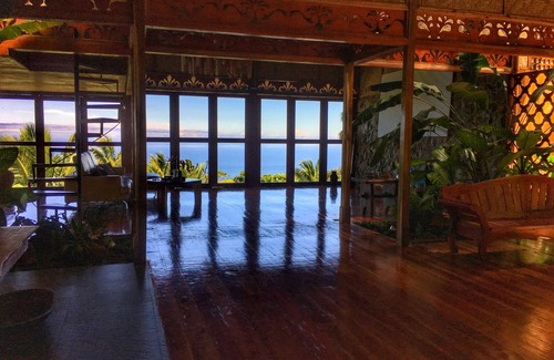 Mambajao House | Volcano House