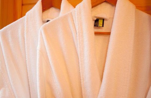 Volcano Bed & Breakfast | Volcano Mist Cottage