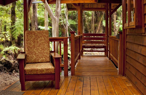 Volcano Cottage | Volcano Places Laukapu Forest Cottage