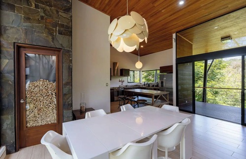 Santa Rosa House | Volcano Views - Close to Hiking-Waterfalls-Kayaking