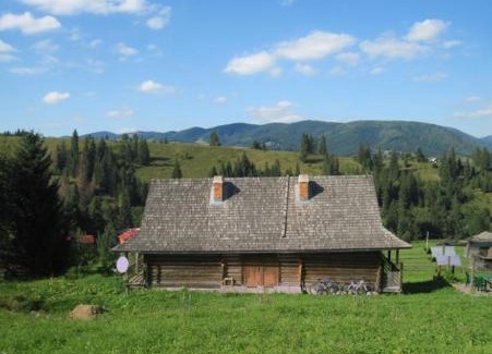 Verkhovyna Apartment | Volia Vasha
