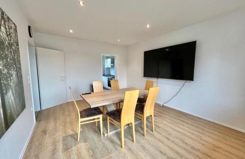 Brackwede Apartment | Vollausgestattete Wohnung - 24h Check-in