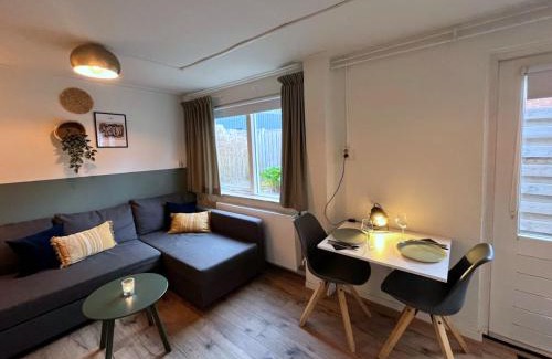 Zoutelande Apartment | Volledig gerenoveerd-Studio aan het strand