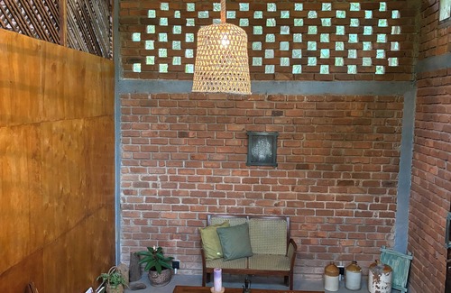 Palindanuwara Cottage | Volunteer at Forest Cabin with Free Vegan meals.beautiful Maguru River view