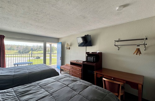 Lynn Garden Hotel | Volunteer Inn at Church Hill