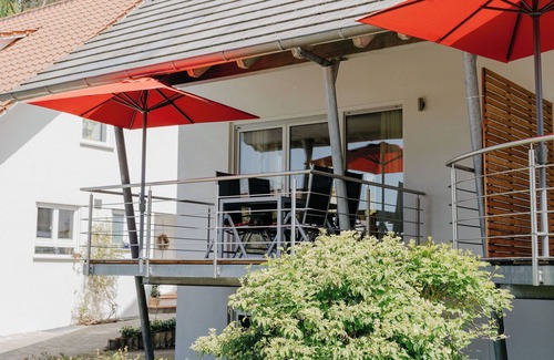 Unteruhldingen House | Vom Vogelzwitschern am Morgen bis zum Bodensee-wein in der Abendsonne Erleben Si
