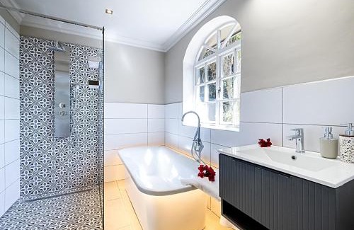 Trawal House | Von Wyn Berg