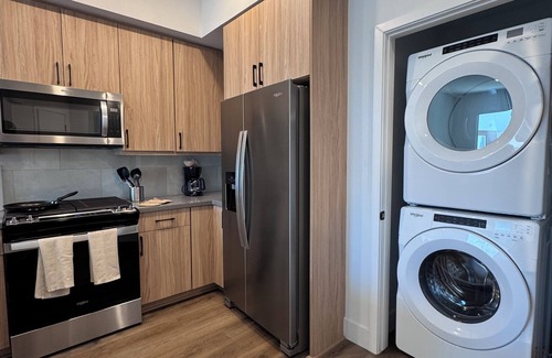 Grantville Apartment | Vora Lux: Modern 1-Bedroom Apartments with Resort-Style Living in Mission Valley