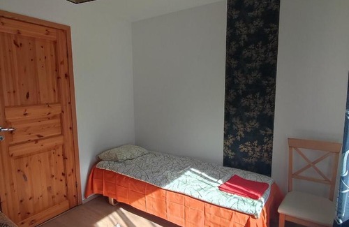 Suuresadama Apartment | Vormsi ohvitseride maja korter nr 7