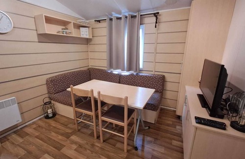 Mialet Ski Chalet | Vos Vacances au Cœur des Cévennes Dans un Camping 4 Étoiles