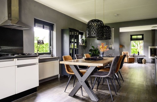 Vlagtwedde House | Vosseberghuis Prestige & Outdoor Spa by Interhome