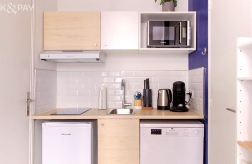 Saint-Honore - Jeanne d'Arc Apartment | Voyage au centre de la terre