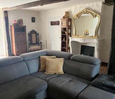 Saint-Martin-du-Mont House | Voyage dans le temps