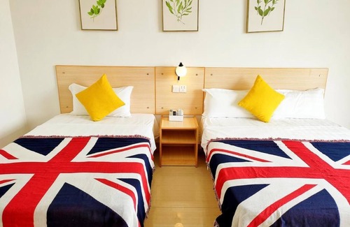 McKnight House | Voyager Homestay