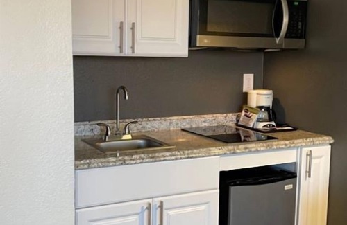 Tucson Hotel | Voyager Resort Inn