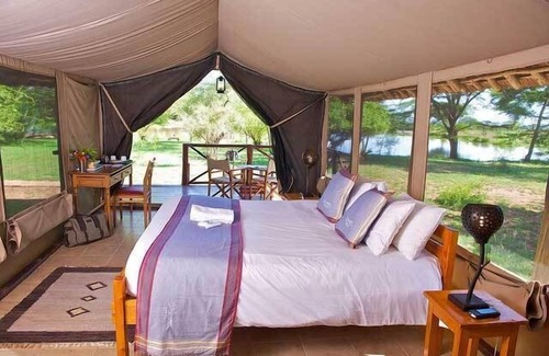 Taveta Cabin | Voyager Ziwani Tented Camp